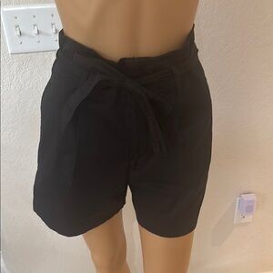Ralph Lauren High Waist Black Shorts with Relaxed Fit